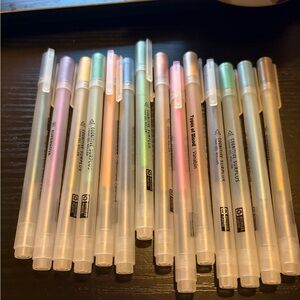 Cognitive surplus pen set